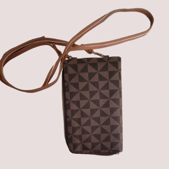 CROSS body purse - Picture 1 of 5